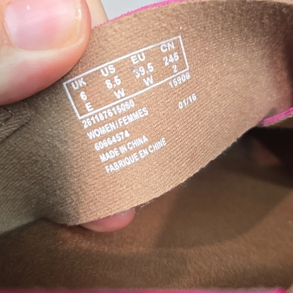 Clarks Collection Women Cushion Sofr Pink Wedge Sandals Shoes Sz 8.5